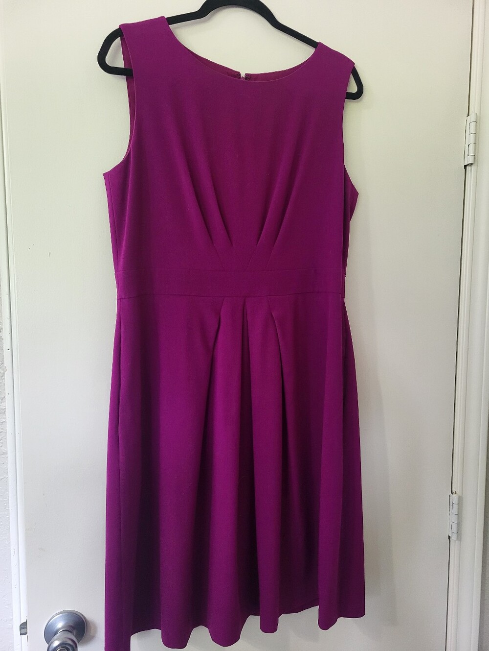 Elegant Purple Sleeveless Dress